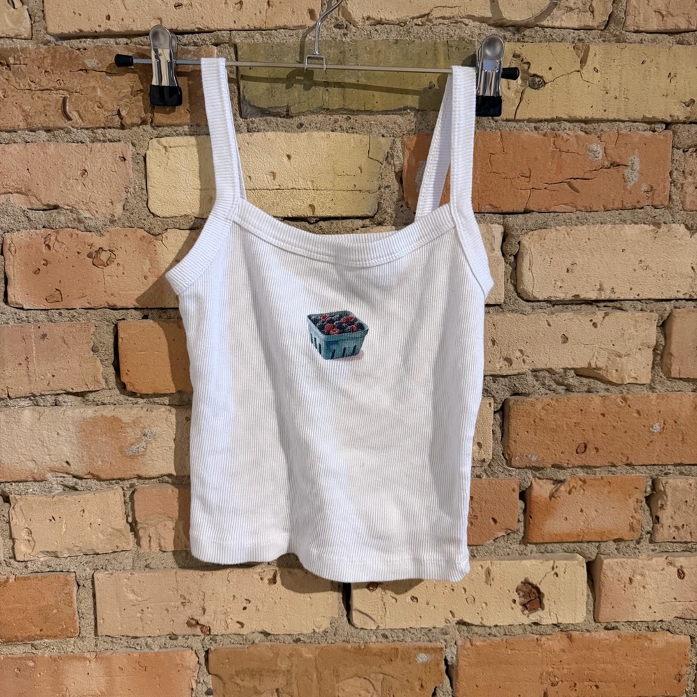 Berry tank top sz XS